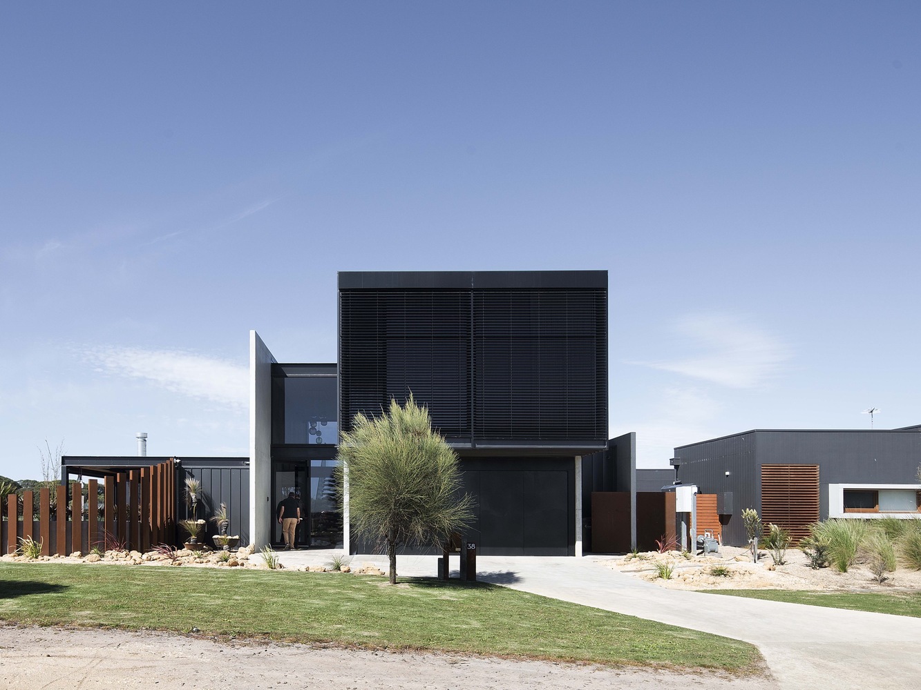 Lahinch-House-by-Lachlan-Shepherd-Architects-6042