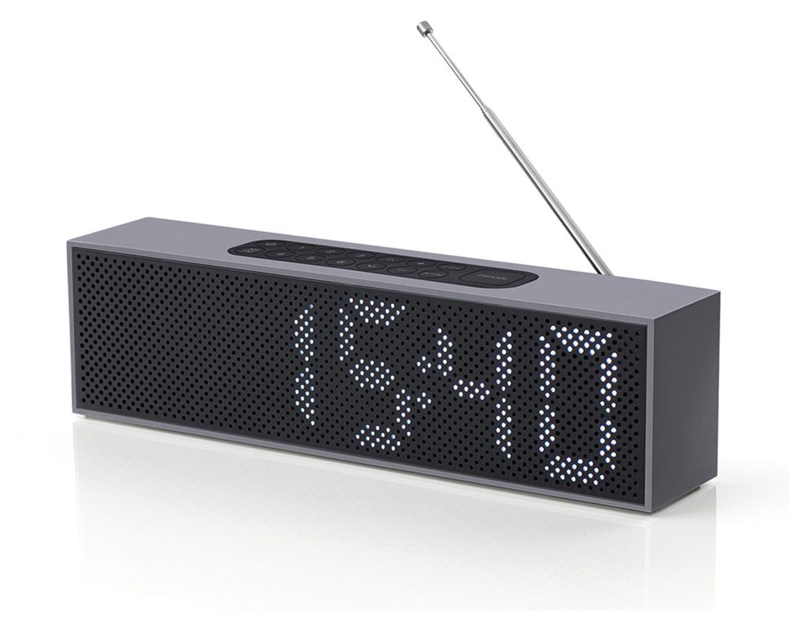 huntingforgeorge-lexon-titanium-clock-radio-black